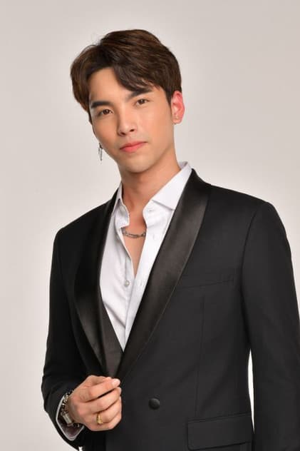 Junior Ronnakorn Soontornnon