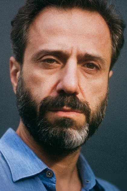 Ebrahim Azizi