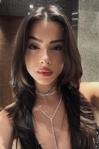 Ecem Öz