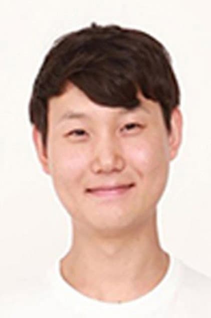 최진욱