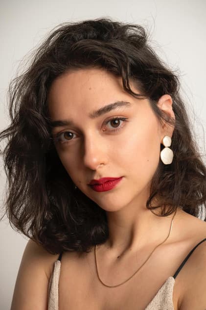 Manolya Maya