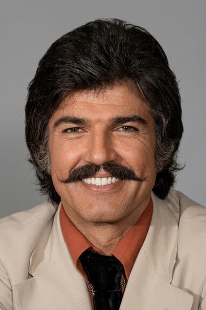 Serdar Gökhan