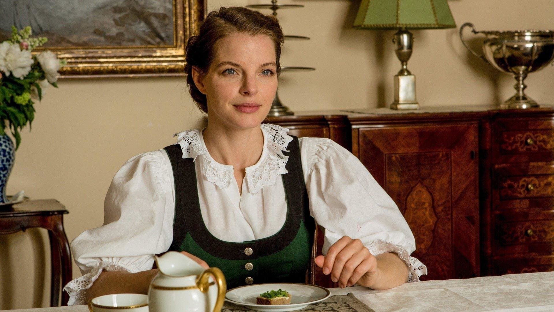 Lauryn Canny