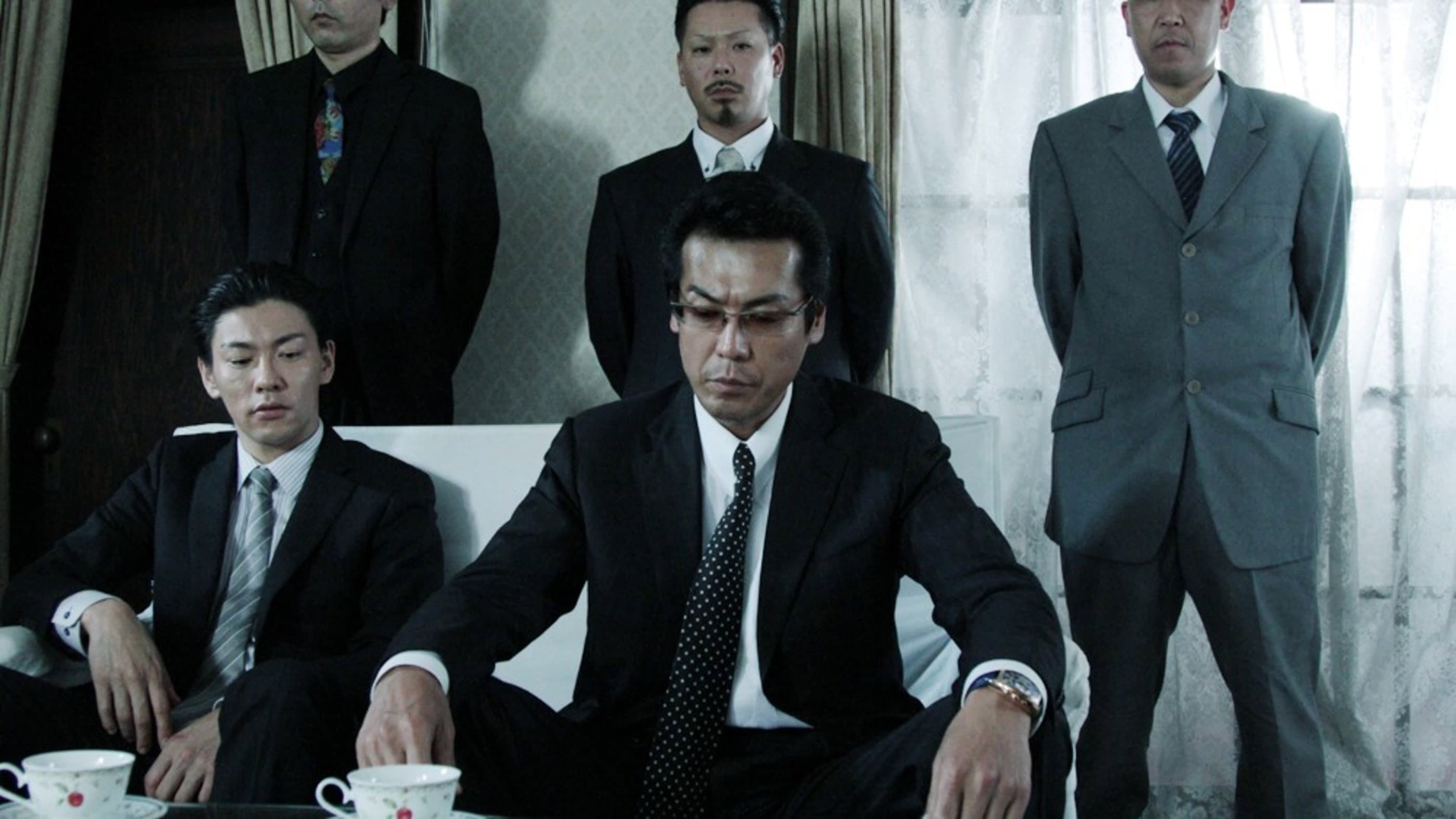 東村久也