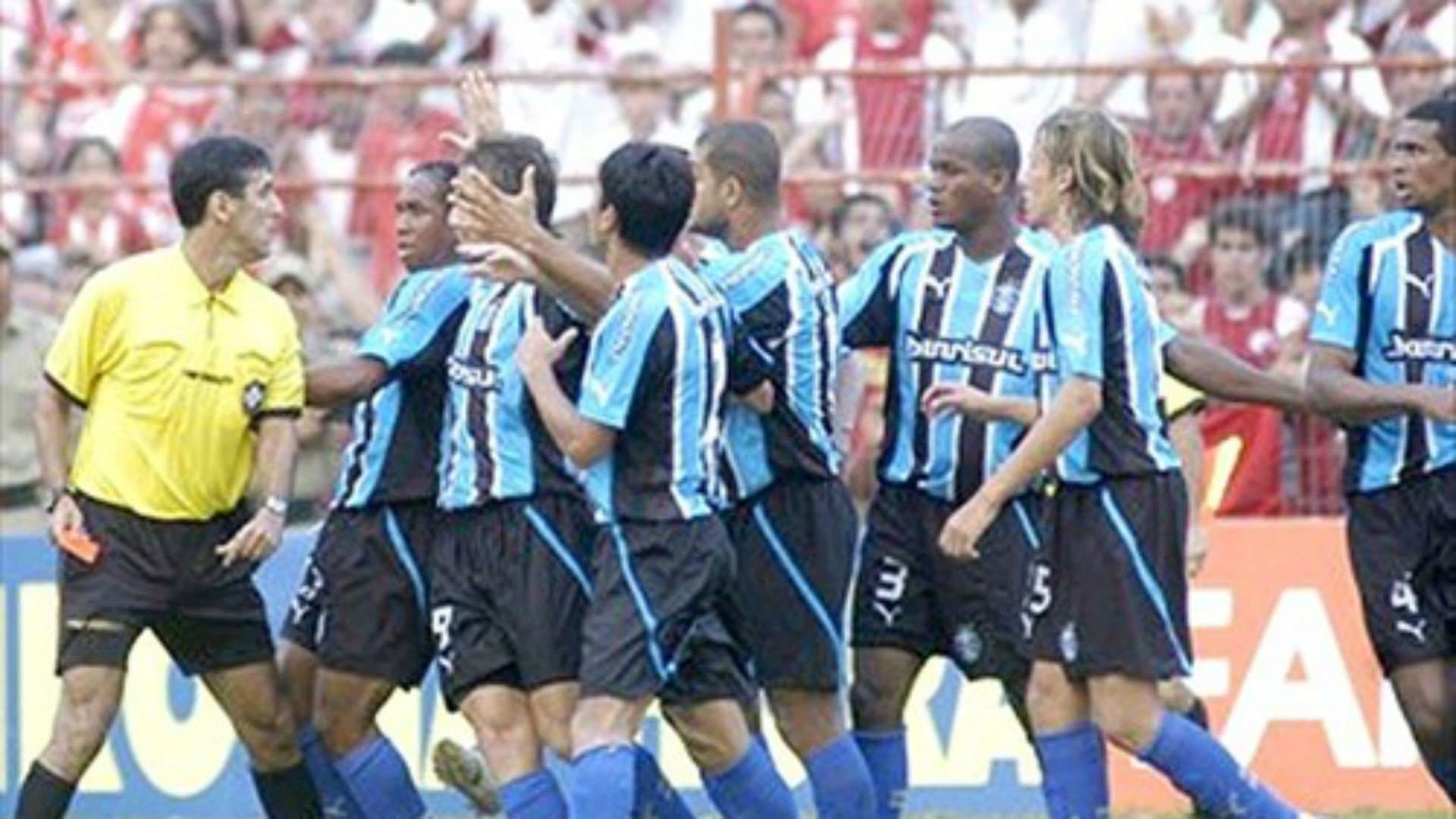Eduardo Bueno