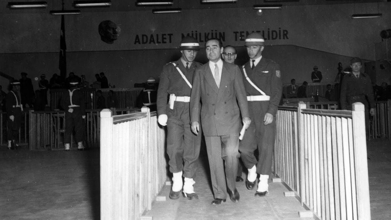 Hıfzı Veldet Velidedeoğlu