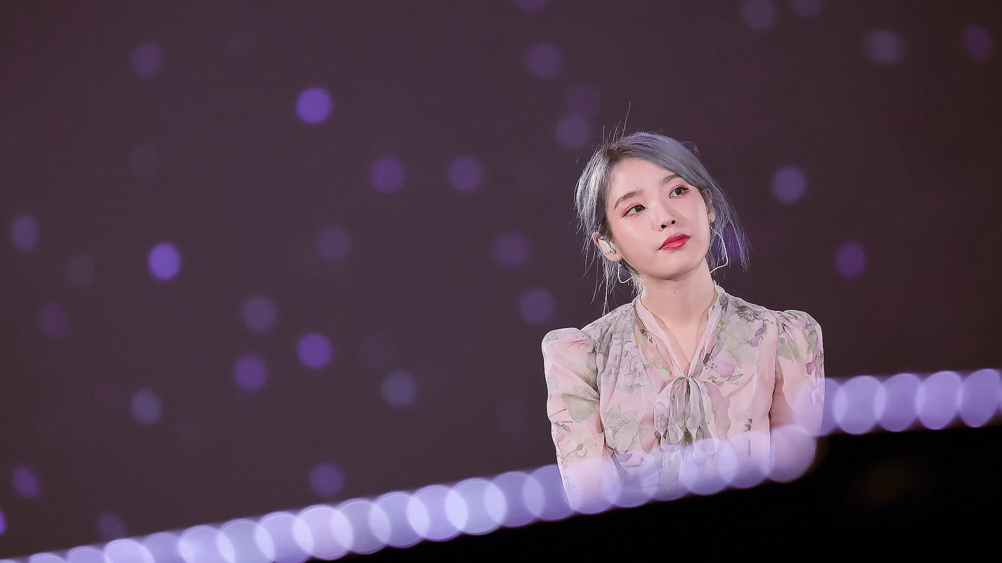 IU
