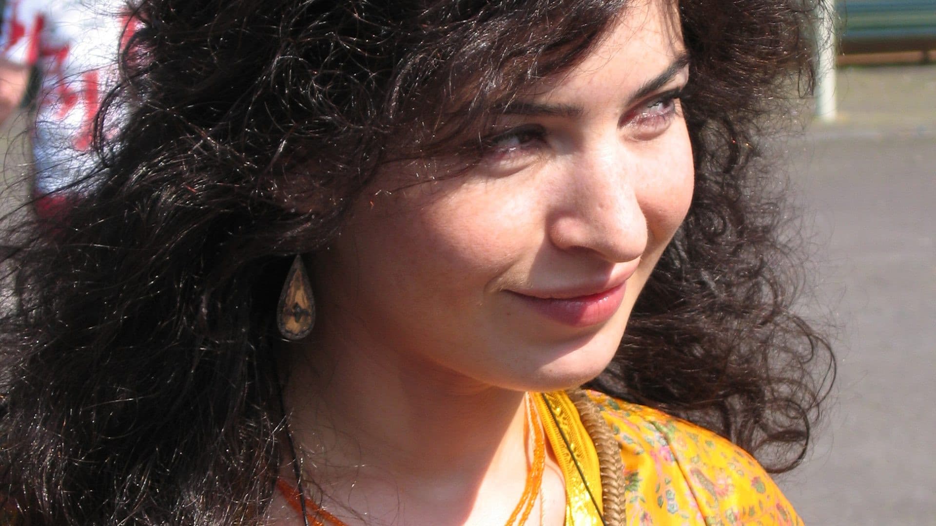 Tara Elders